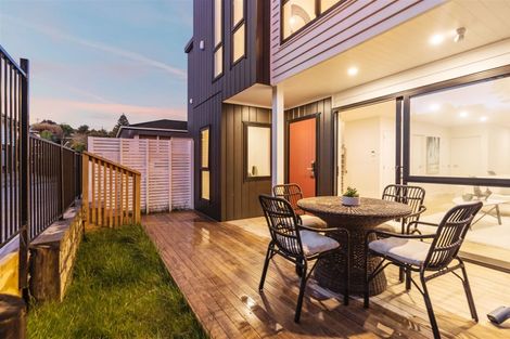 Photo of property in 76b Salamanca Road, Sunnynook, Auckland, 0620