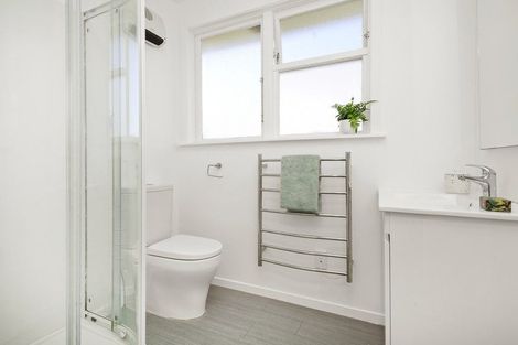 Photo of property in 7 Cheshire Street, Cannons Creek, Porirua, 5024