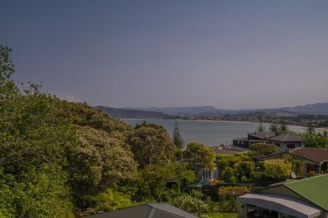 Photo of property in 4 Puriri Place, Whitianga, 3510