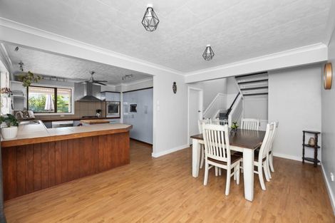 Photo of property in 3 Memorial Park Avenue, Haumoana, 4102