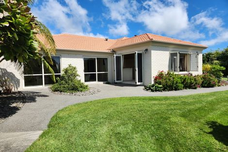 Photo of property in 1095 Queen Street East, Levin, 5571