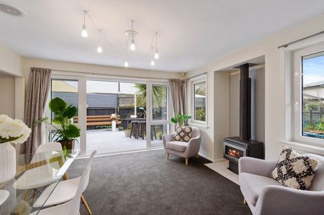 Photo of property in 23 Grahams Road, Ilam, Christchurch, 8041