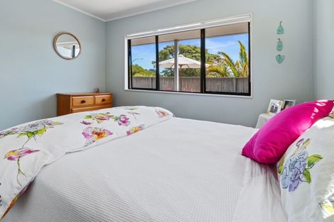 Photo of property in 9 Coronation Row, Pauanui, Hikuai, 3579