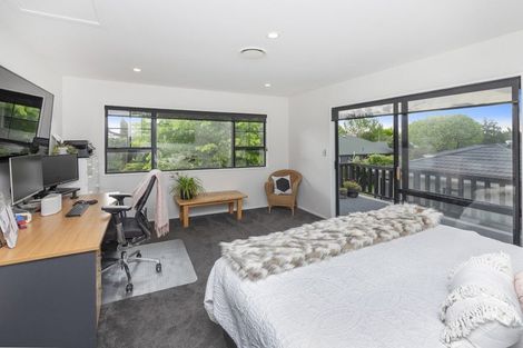 Photo of property in 84 Regency Crescent, Redwood, Christchurch, 8051