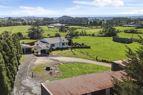 Photo of property in 1382 Carrington Road, Hurworth, New Plymouth, 4371