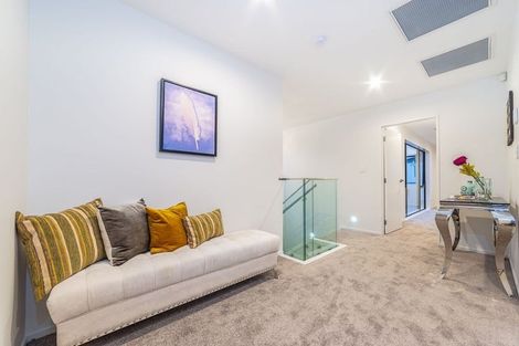 Photo of property in 15 Kearns Drive, Hobsonville, Auckland, 0616