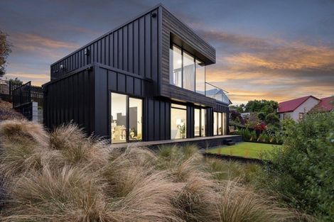 Photo of property in 3 Selleck Street, Mount Pleasant, Christchurch, 8081