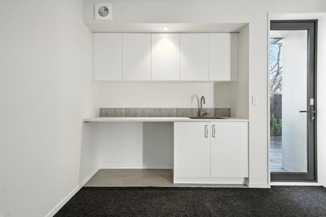 Photo of property in 202a Edgeware Road, Edgeware, Christchurch, 8013