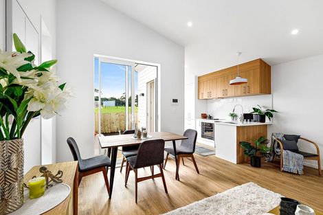 Photo of property in 19 Matakohe Road, Westgate, Auckland, 0814