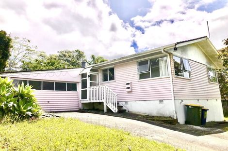 Photo of property in 3 Tahu Crescent, Sunnynook, Auckland, 0620