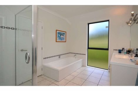 Photo of property in 53a Shepherd Road, Kerikeri, 0230