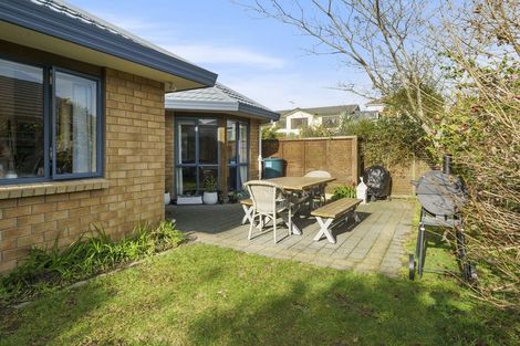 Photo of property in 5 Harry Shaw Way, Raumati South, Paraparaumu, 5032