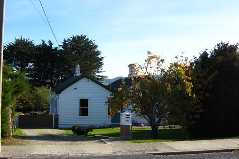 Photo of property in 96 Hamilton Street, East Gore, Gore, 9710