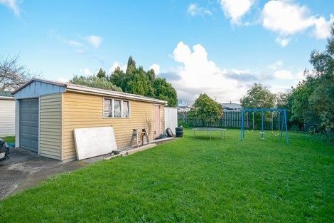 Photo of property in 8 Mawney Road, Henderson, Auckland, 0610