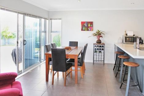 Photo of property in 1 Millbrook Place, Ashhurst, 4810