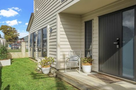 Photo of property in 16a James Street, Mangere East, Auckland, 2024