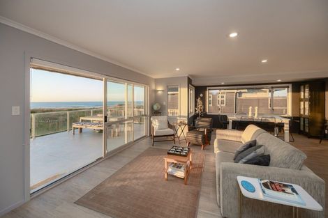 Photo of property in 22a Marine Parade South, Foxton Beach, Foxton, 4815