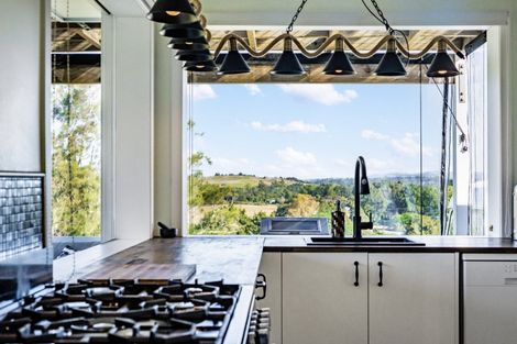 Photo of property in 1132a Old North Road, Helensville, Waimauku, 0882