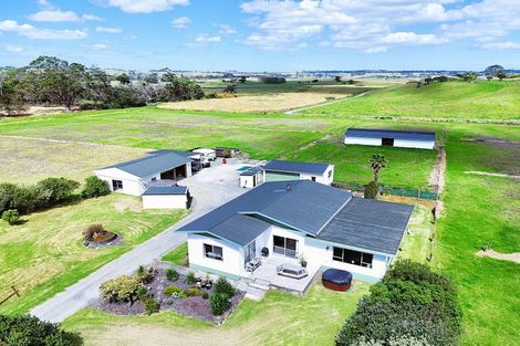 Photo of property in 1034 Pouto Road, Te Kopuru, 0391