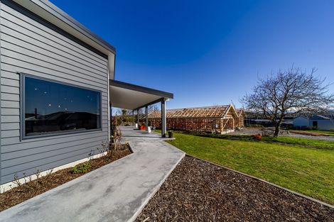 Photo of property in 10 Apatu Place, Waipukurau, 4200