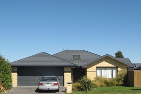 Photo of property in 57 Grimseys Road, Redwood, Christchurch, 8051