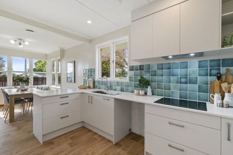 Photo of property in 89 Kitchener Road, Waiuku, 2123