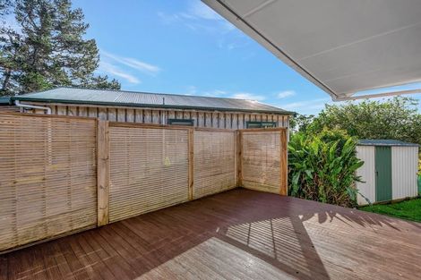 Photo of property in 60 Cobham Crescent, Kelston, Auckland, 0602