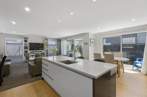 Photo of property in 35a Hewitts Road, Merivale, Christchurch, 8014