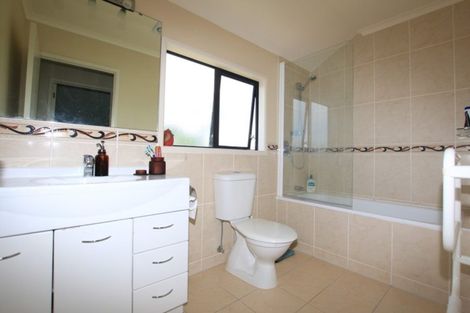 Photo of property in 80 Skip Lane, East Tamaki, Auckland, 2013