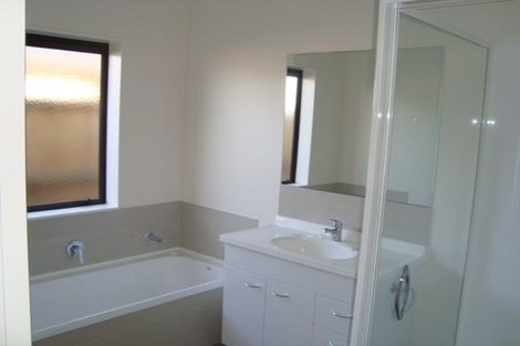 Photo of property in 49 Te Manatu Drive, Huntington, Hamilton, 3210