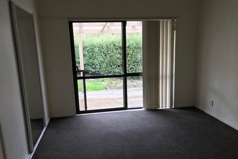 Photo of property in 8 Da Vinci Place, West Harbour, Auckland, 0618