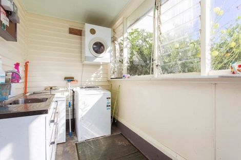 Photo of property in 1 Highfield Avenue, Dunsandel, 7682