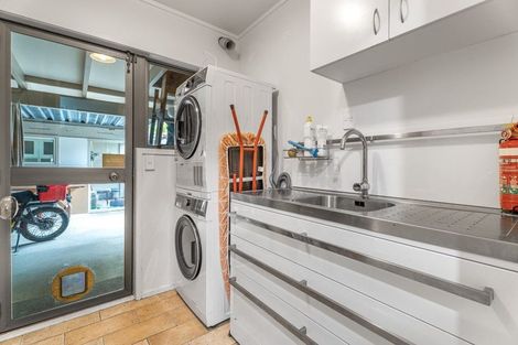 Photo of property in 253 Whitford Road, Shamrock Park, Howick, 2571