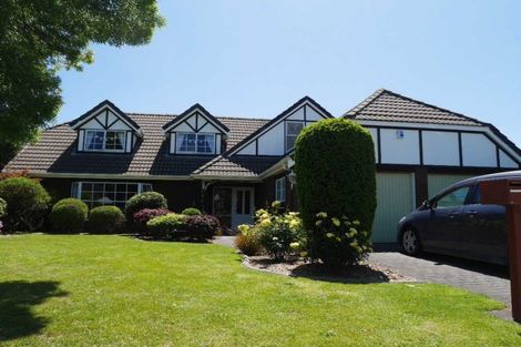 Photo of property in 34 Awanui Drive, Waikanae, 5036