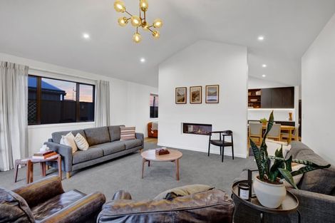 Photo of property in 25 County Drive, Hawera, 4610