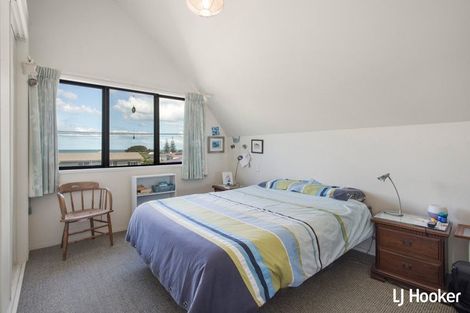 Photo of property in 19 Beach Road, Waihi Beach, 3611