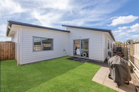 Photo of property in 4 Kutukutu Street, Takanini, 2112