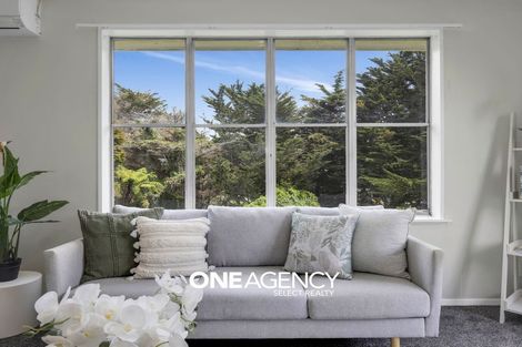 Photo of property in 58 Sievers Grove, Cannons Creek, Porirua, 5024