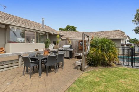 Photo of property in 14 Cloverlea Walk, Welcome Bay, Tauranga, 3112