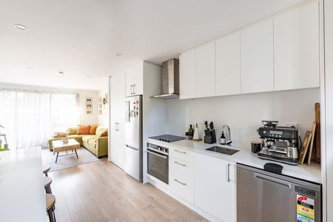 Photo of property in 4/2 Riversdale Road, Avondale, Auckland, 1026