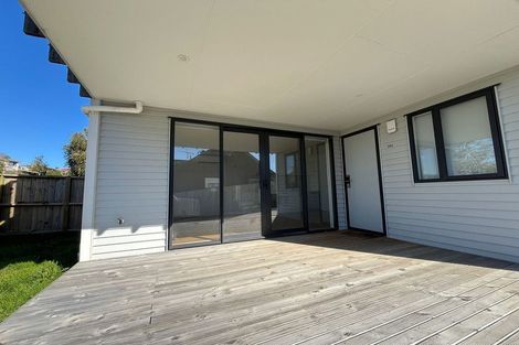 Photo of property in 38 White Heron Drive, Massey, Auckland, 0614