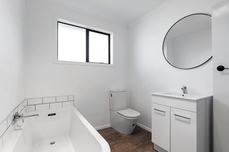 Photo of property in 4 Iredale Road, Hawera, 4610