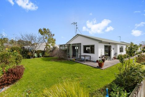 Photo of property in 11 Bradley Street, Paeroa, 3600