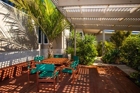 Photo of property in 30 Sirrah Street, Okitu, Gisborne, 4010