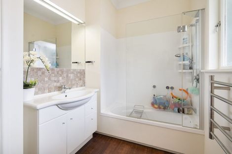 Photo of property in 12 Highfield Road, Feilding, 4702