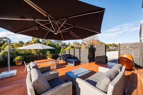 Photo of property in 135 Atawhai Road, Fitzherbert, Palmerston North, 4410