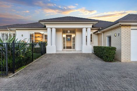 Photo of property in 7 Hendrika Court, Hobsonville, Auckland, 0618