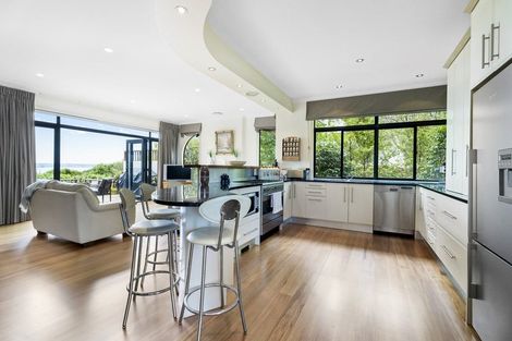 Photo of property in 36 Beauvoir Avenue, Matakatia, Whangaparaoa, 0930