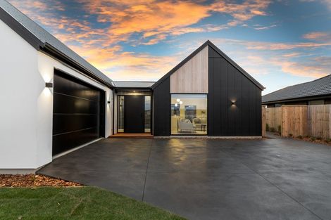 Photo of property in 110 Aviemore Drive, Marshland, Christchurch, 8083