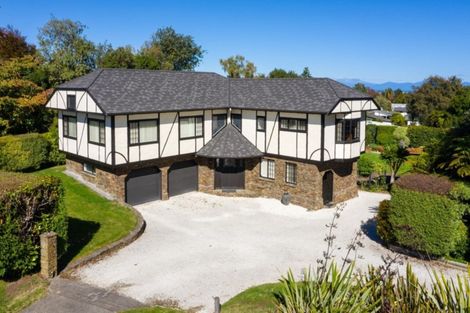 Photo of property in 63 Shepherd Road, Waipahihi, Taupo, 3330